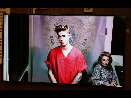 Deport Justin Bieber petition tops 100,000; White House must respond