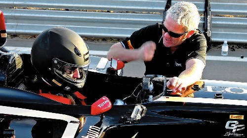 Seizing the wheel of a Formula One race car for 7 thrilling minutes - Los Angeles Times