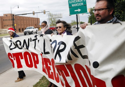 Voters, some Democratic politicians swinging against the death penalty - Los Angeles Times