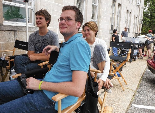 As 'The Fault in Our Stars' is filmed, John Green turns astrologer