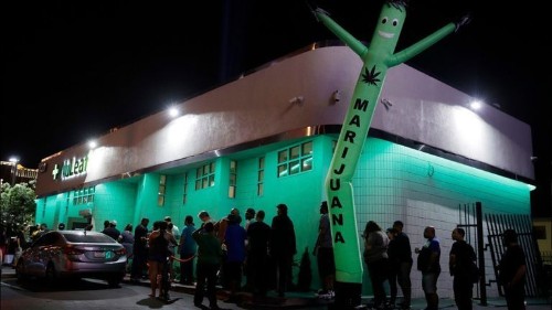 Nevada has a drug problem: Shops are running out of marijuana - Los Angeles Times