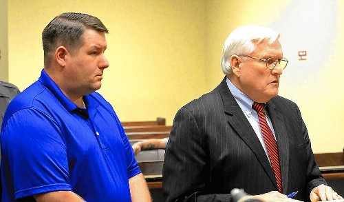 South Carolina town divided over role of race in police shooting