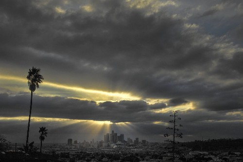 California drought could end with storms known as atmospheric rivers