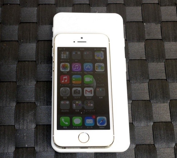 5.5-inch iPhone 6 Mockup Compared to iPhone 5s in New Photos