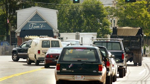 This is why self-driving cars suck at making unprotected left turns