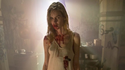 'Fear the Walking Dead' takes characters through Zombie 101