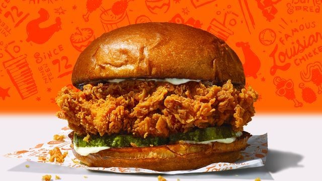 There's a fast food chicken sandwich war and we have declared the winner