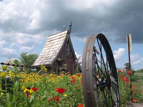 Playfully Quirky Cabins Are Tiny Homes with Big Personalities