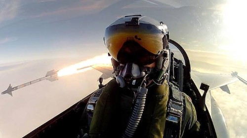 Fighter Pilot Takes Epic Selfie While Launching a Missile