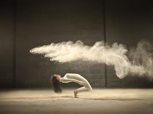 Dynamic Portraits of Acrobatic Dancer and Bursts of Powder Frozen in Time