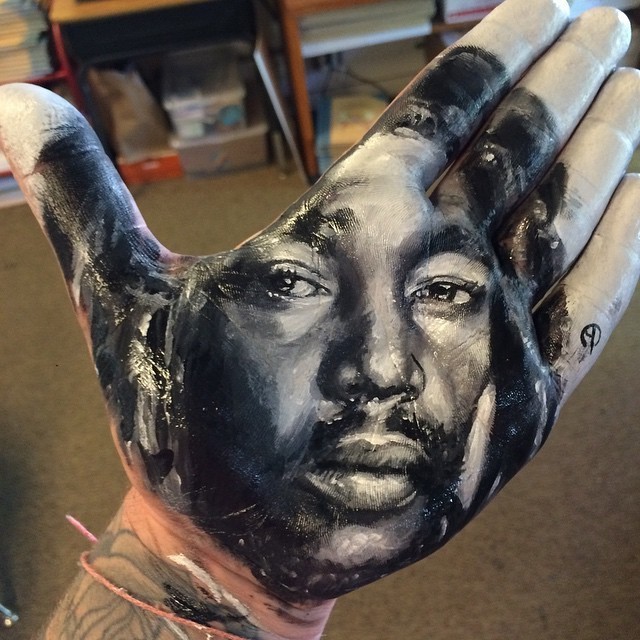 Artist Paints Stunningly Realistic Portraits on His Hand and Stamps Them on Paper