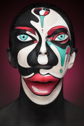 Surreal Painted Faces Make Us Question What We Are Seeing