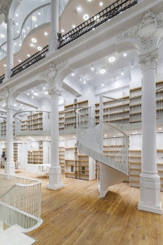 Magnificent Bookstore in Romania Showcases Stunning 19th-Century Architecture