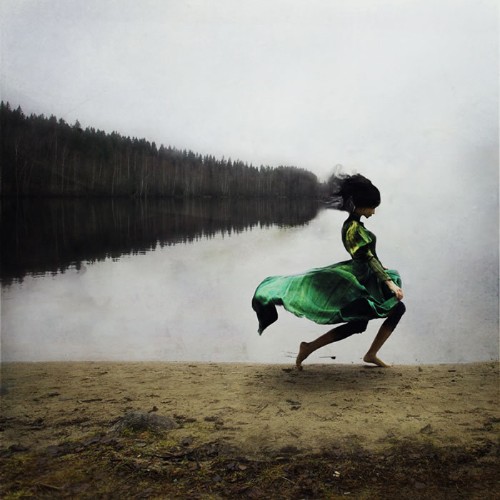 Surreal Portraits of Elegant Women Inspired by Ballet