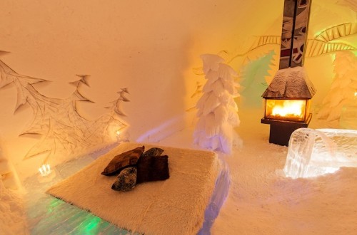 Canada’s Magical Ice Hotel Inspired by Jules Verne