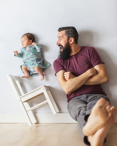 Charming Newborn Photos Taken with Dad are Created Without Photoshop