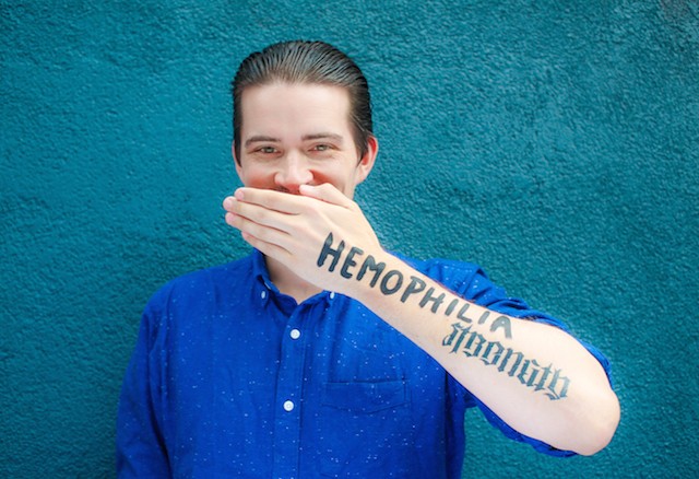 Powerful Portraits of People Revealing Their “Invisible” Illnesses
