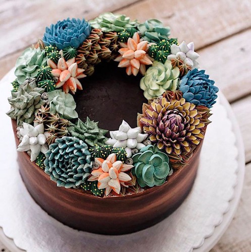 Lifelike ‘Succulent Cakes’ Turn Prickly Plants into Delicious Desserts