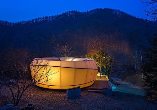 Luxurious Korean Tent Pods Expand the World of “Glamorous Camping”