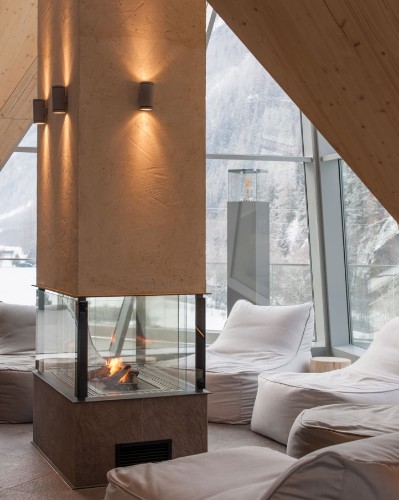 Austria’s Beautiful Mountainside Thermal Retreat