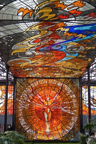 Splendid Botanical Gardens Full of Stained Glass Murals