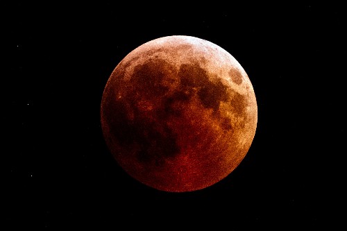 How to see the last 'blood moon' eclipse of the decade