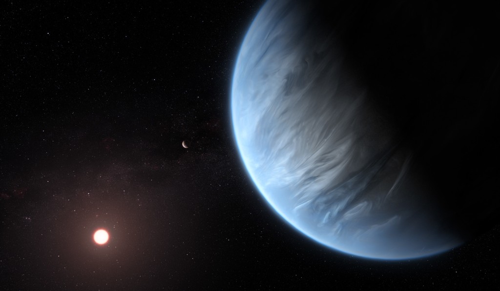 Water found on a potentially life-friendly alien planet