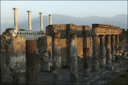Pompeii "Exposed and Vulnerable" to Neglect and the Elements