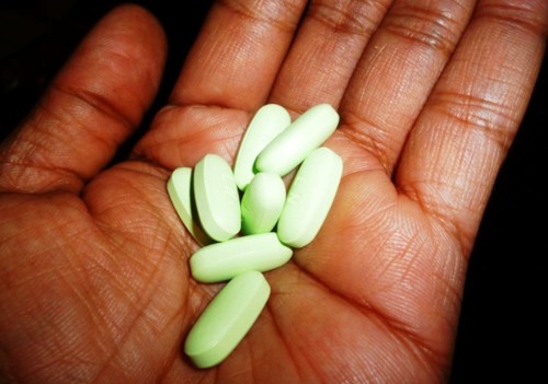 Early Antibiotics Change Gut Microbes, Fuel Obesity
