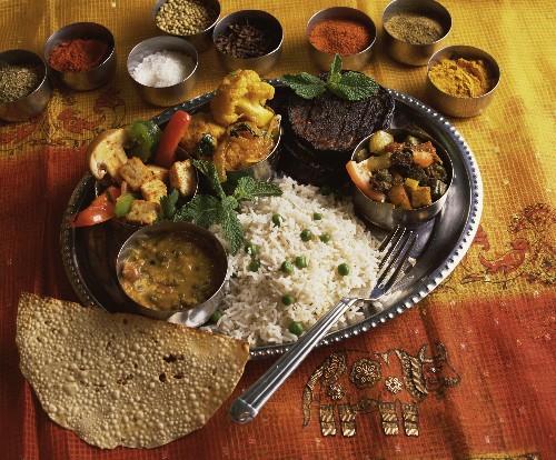 Why Indian Cuisine Breaks All The Flavor Science Rules