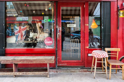 Sights and Bites: What to Eat While Touring London, England