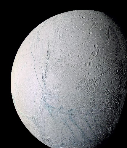 Saturn Moon Harbors Ocean, Raising Possibility of Life