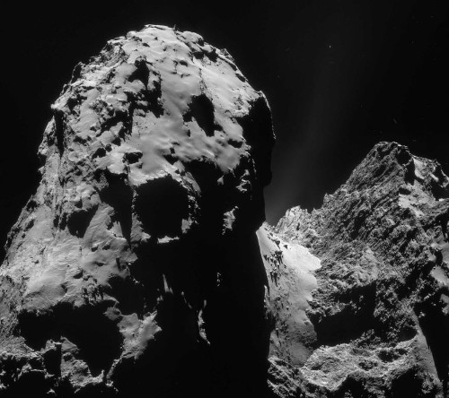 Rosetta's Comet Lander Will Revive After Bumpy Touchdown, Scientists Say