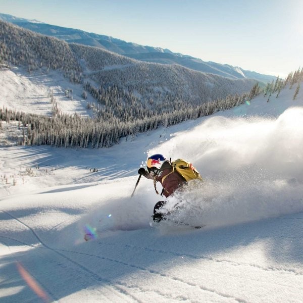 6 Moves to Get Through Ski Season Injury-Free