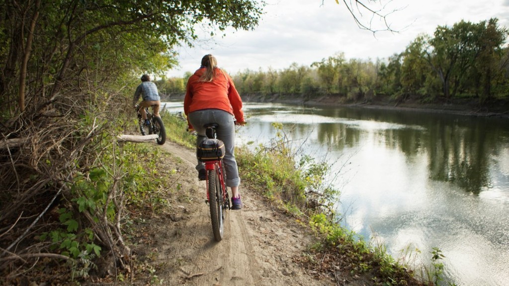 The New Rules of Social Distancing for Trail Users