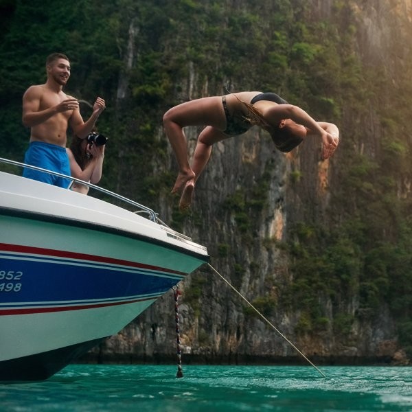 5 Surefire Ways to Make Friends While Traveling