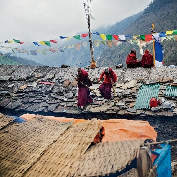 Live Chat: Everest's Deadliest Season