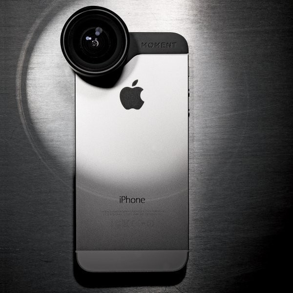 The Moment Lens Will Make You a Better Photographer