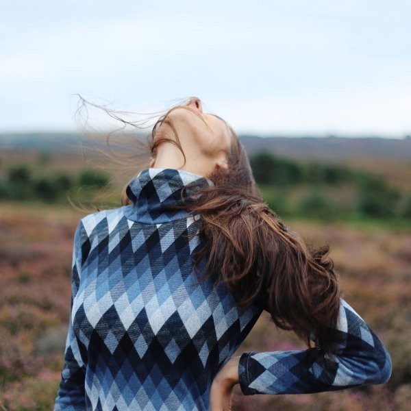 8 Neck and Shoulder Stretches to Relieve Pain
