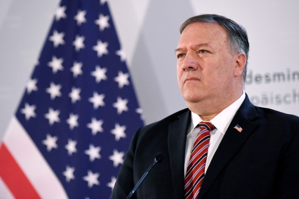 Pompeo to resume 'Madison Dinners' despite controversy
