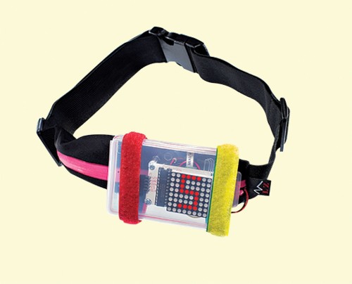A Shining Speed Belt for Safer Twilight Jogs