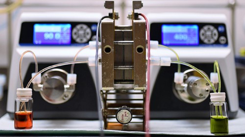 A breakthrough may make the mega flow battery commercially viable in the near future