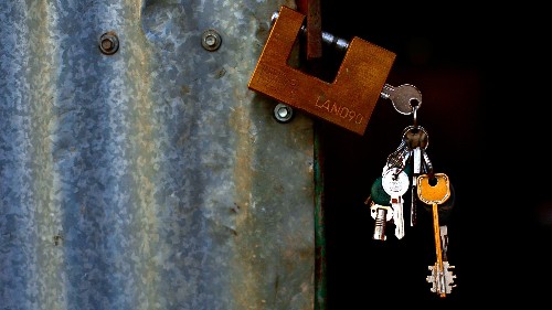 Ten easy encryption tips for warding off hackers, the US government—and Russia