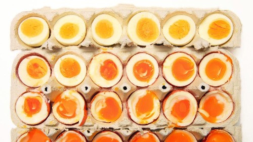 The best way to boil an egg, according to science