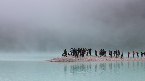 How to make friends, build a community, and create the life you want