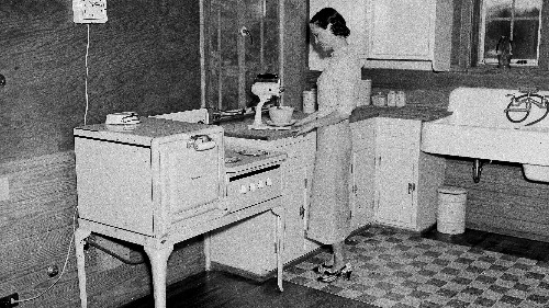 Couples who are fair about housework have more sex