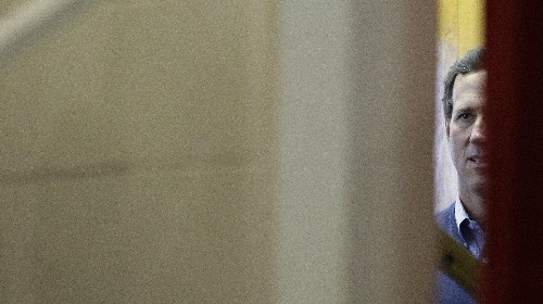 Almost 70% of US managers are scared to talk to their employees