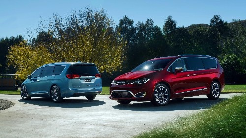 Google’s next self-driving cars are going to be exceedingly practical Chrysler minivans