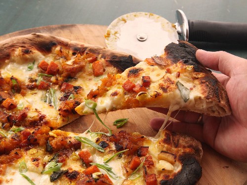 The Food Lab: How to Make the Best Pumpkin Pizza