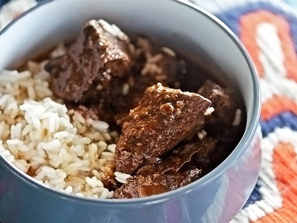 Sunday Supper: Greek Drunken Pork Stew in Red Wine